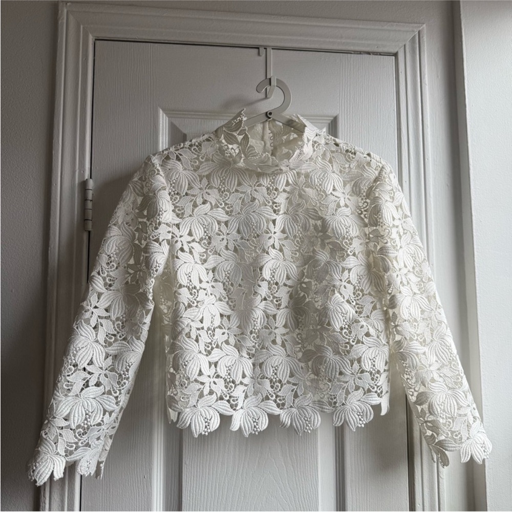 Elegant White Lace Top